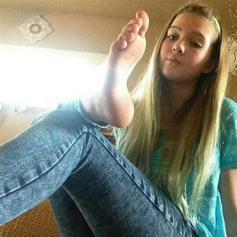 lesbian feet and ass Search